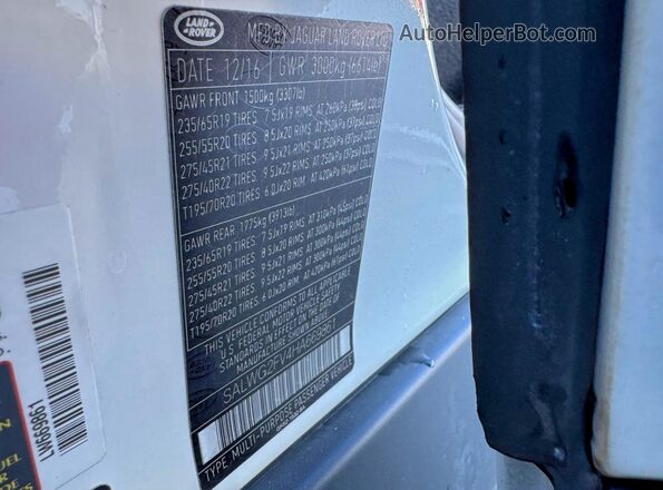 SALWG2FV4HA669861 2017 LAND ROVER RANGE ROVER White Widok wnętrza z tyłu