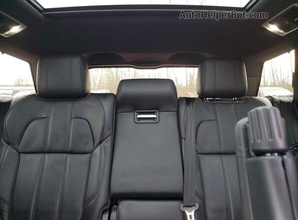 SALWR2EF8GA586727 2016 LAND ROVER RANGE Silver Widok tylnych siedzeń