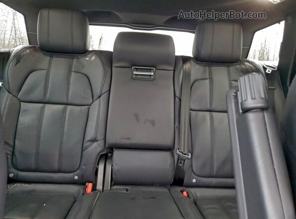 SALWR2FE5HA171811 2017 LAND ROVER RANGE Black Widok tylnych siedzeń