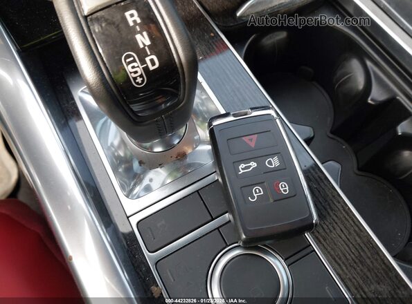 SALWV2SV8KA847788 2019 LAND ROVER RANGE ROVER SPORT Белый Вид панели приборов