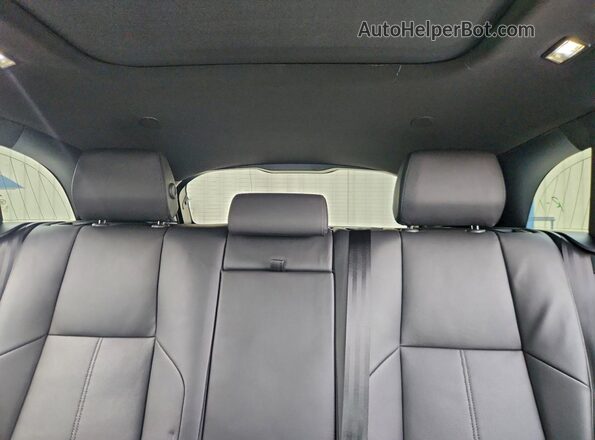SALYJ2EX3TA822381 2026 LAND ROVER RANGE Gray Widok tylnych siedzeń