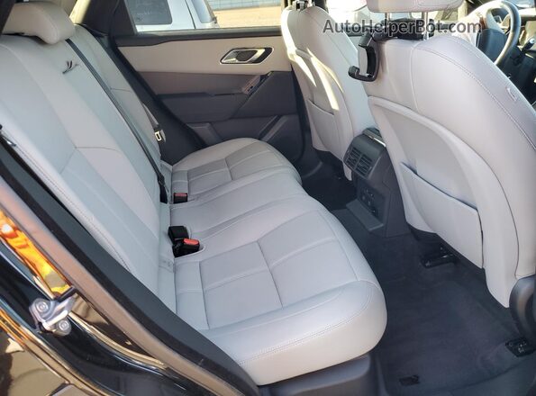 SALYL2EX3RA387137 2024 LAND ROVER RANGE Черный Вид задней части салона