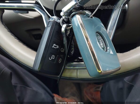 SALYT2EX4MA306820 2021 LAND ROVER RANGE ROVER VELAR Белый Вид панели приборов
