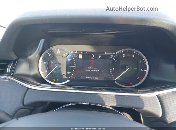 SALZJ2FX1PH191064 2023 LAND ROVER RANGE ROVER EVOQUE Белый Вид задних сидений