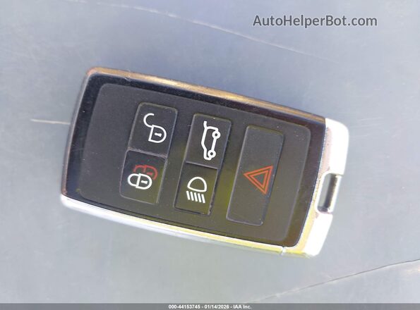 SALZJ2FX7MH122942 2021 LAND ROVER RANGE ROVER EVOQUE Белый Вид панели приборов