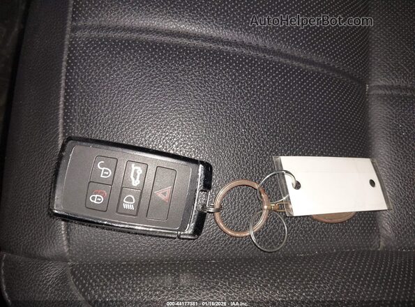 SALZT2FX4PH215707 2023 LAND ROVER RANGE ROVER EVOQUE White Widok deski rozdzielczej