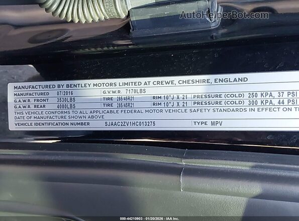 SJAAC2ZV1HC013275 2017 BENTLEY BENTAYGA Черный Вид подкапотного пространства