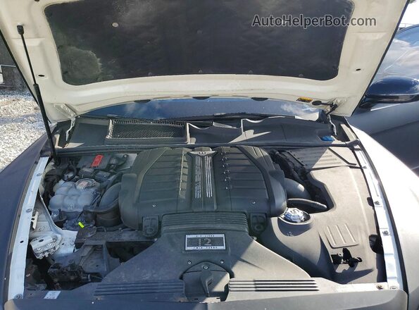 SJAAC2ZV2HC013821 2017 BENTLEY BENTAYGA Black Vista interior trasera