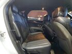 2018 Bentley Bentayga Серебряный vin: SJAAC2ZV6JC017487