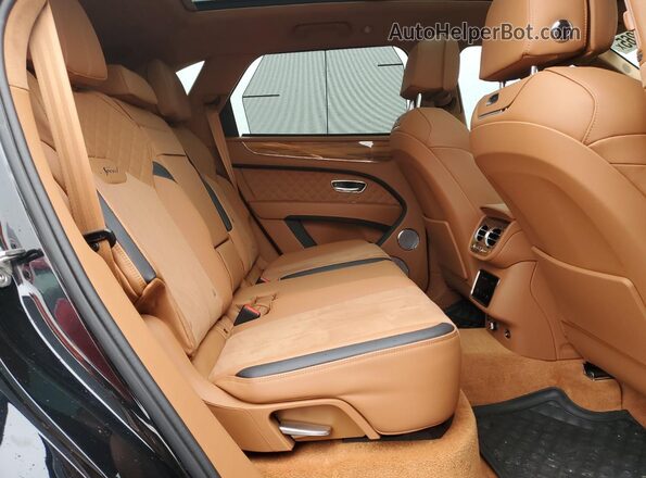 SJAAR2ZV1PC022068 2023 BENTLEY BENTAYGA Black Vista interior trasera