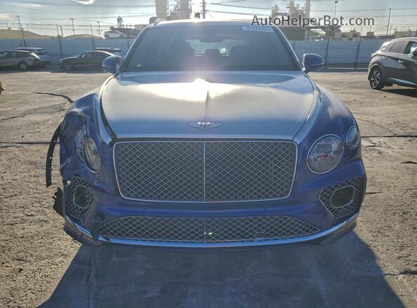 SJAAT2ZV8PC019914 2023 BENTLEY BENTAYGA Двухцветный Вид спереди
