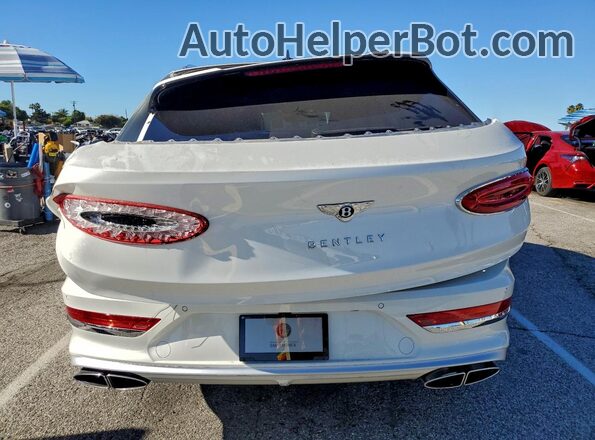 SJAHT2ZV7PC019773 2023 BENTLEY BENTAYGA White Vista trasera