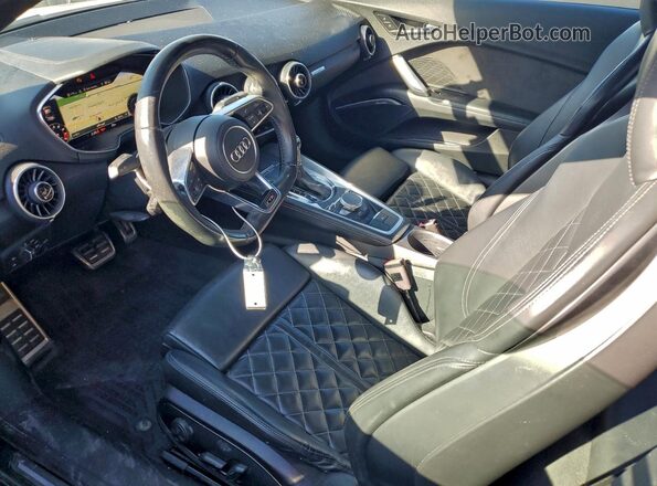 TRUC1AFV4J1005545 2018 AUDI TT Black Widok deski rozdzielczej