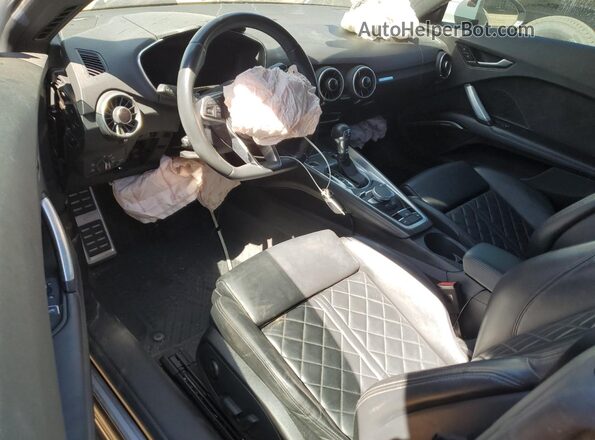 TRUT5CFV3J1003687 2018 AUDI TT Gray Dashboard view