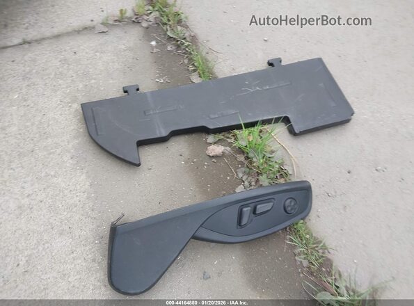 TRUT5CFV5G1027675 2016 AUDI TT Silver Widok zestawu wskaźników