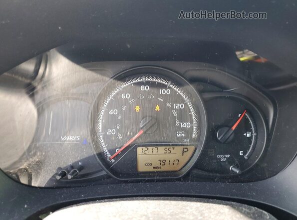 VNKJTUD3XGA066865 2016 TOYOTA YARIS Красный Вид щитка приборов