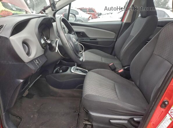 VNKKTUD31GA069920 2016 TOYOTA YARIS Красный Вид салона спереди