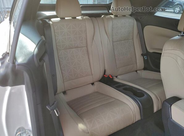 W04WH3N50HG127515 2017 BUICK CASCADA Белый Вид задних сидений