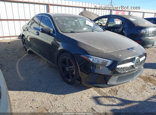 W1K3G4EB2LW047290 2020 MERCEDES-BENZ A 220 Black Передня права чверть