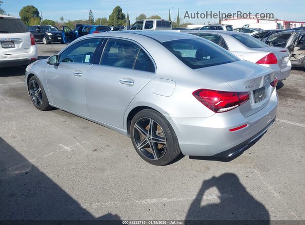 W1K3G4EB4MJ316162 2021 MERCEDES-BENZ A 220 Серебряный Задняя левая четверть