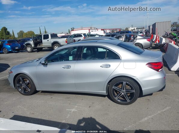 W1K3G4EB4MJ316162 2021 MERCEDES-BENZ A 220 Серебряный Панорамный вид салона 360°