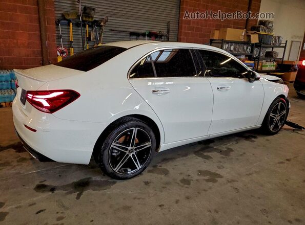 W1K3G4EB5NJ360334 2022 MERCEDES-BENZ A Белый Задняя правая четверть