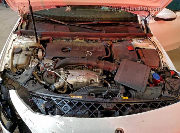 W1K3G4EB5NJ360334 2022 MERCEDES-BENZ A Белый Вид задней части салона
