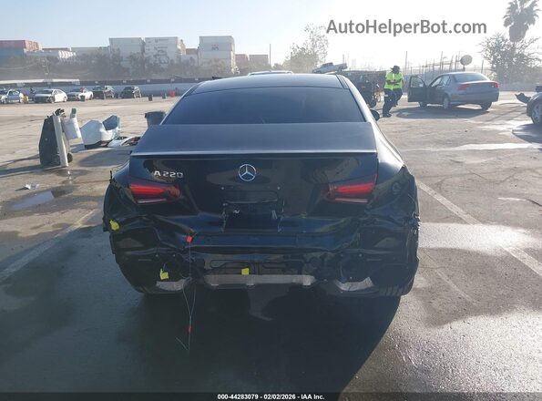 W1K3G4EB5NJ374072 2022 MERCEDES-BENZ A 220 Черный 