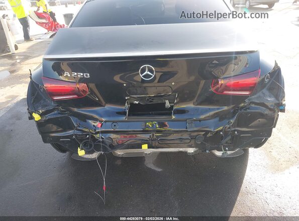 W1K3G4EB5NJ374072 2022 MERCEDES-BENZ A 220 Черный 