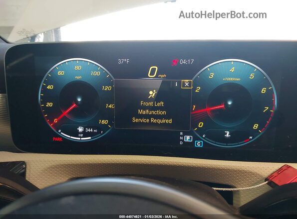 W1K3G4FB2LW043206 2020 MERCEDES-BENZ A 220 Белый Вид спереди