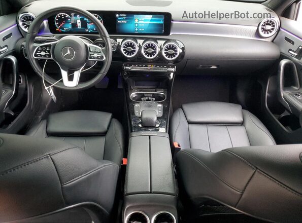 W1K3G4FB3NJ335074 2022 MERCEDES-BENZ A Черный Вид панели приборов