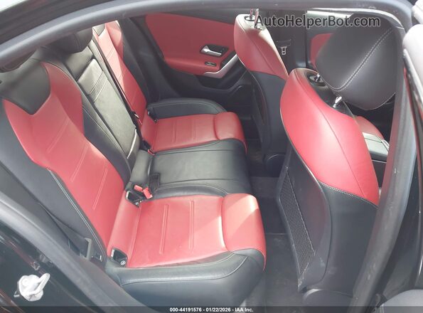 W1K3G4FB6LJ198855 2020 MERCEDES-BENZ A 220 Черный Вид наклейки с VIN-кодом