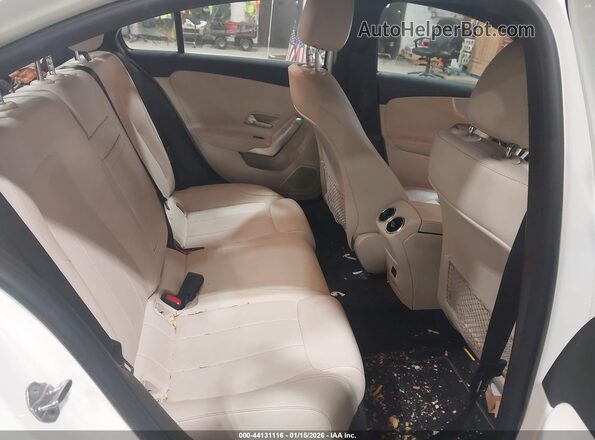 W1K3G4FB6NJ361197 2022 MERCEDES-BENZ A 220 Белый Вид наклейки с VIN-кодом