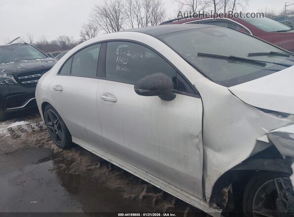 W1K5J4HB0RN472818 2024 MERCEDES-BENZ CLA-CLASS White Vista interior de 360 grados