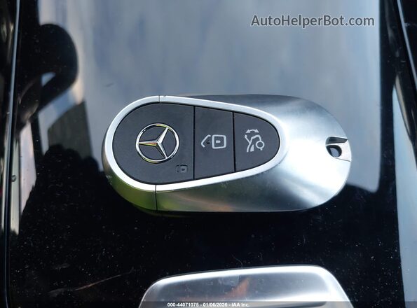W1KAF4GB0SR279746 2025 MERCEDES-BENZ C-CLASS Черный Вид панели приборов