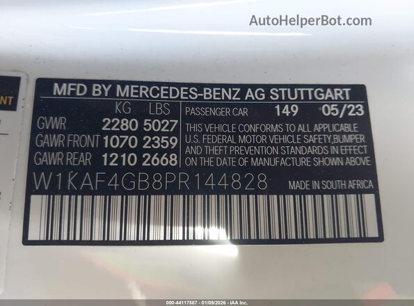 W1KAF4GB8PR144828 2023 MERCEDES-BENZ C-CLASS White Widok komory silnika