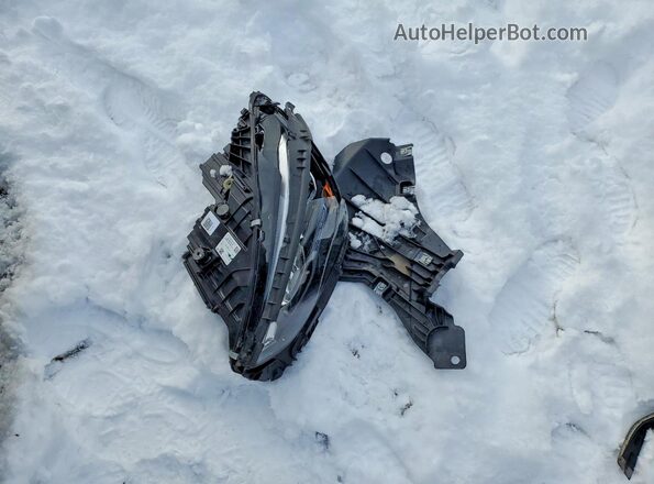 W1KAF4HB6SR280222 2025 MERCEDES-BENZ C Черный Вид подкапотного пространства