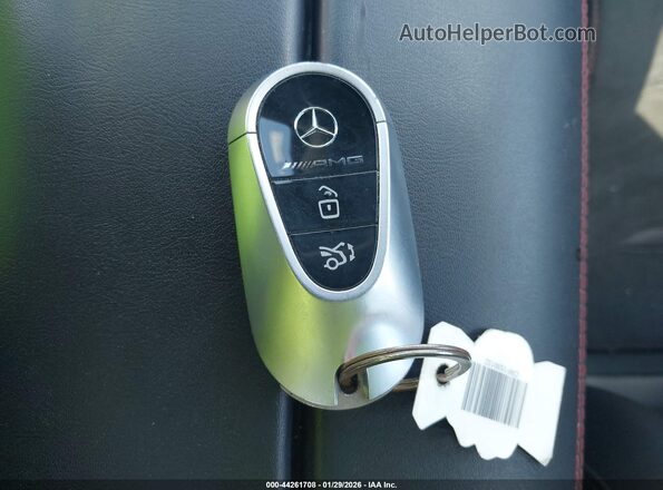 W1KAF8HB4PR125733 2023 MERCEDES-BENZ AMG C 43 Белый Вид панели приборов
