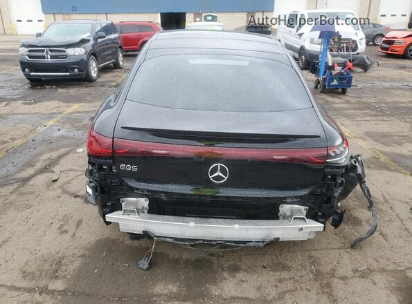 W1KCG2DB6NA013360 2022 MERCEDES-BENZ EQS Черный Вид сзади