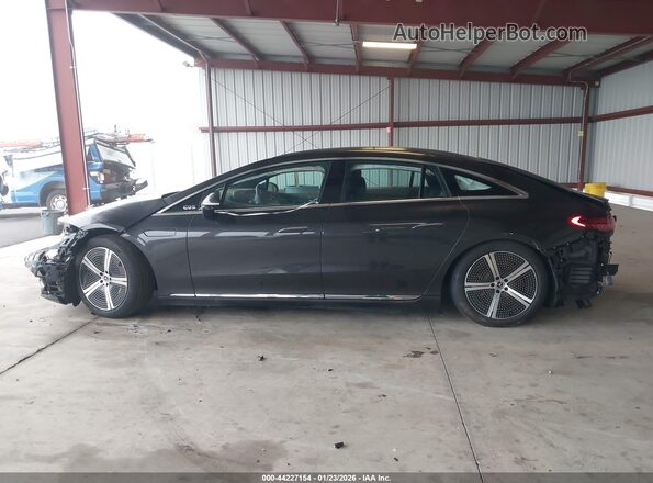 W1KCG2DB9PA033377 2023 MERCEDES-BENZ EQS Black Vista interior de 360 grados