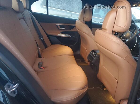 W1KLF4HB3SA095715 2025 MERCEDES-BENZ E Black Vista de los asientos traseros
