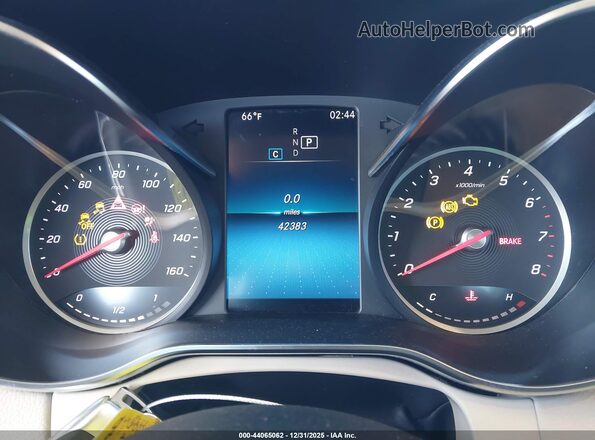 W1KWF8DB5LR601722 2020 MERCEDES-BENZ C-CLASS Gold Widok tylnych siedzeń