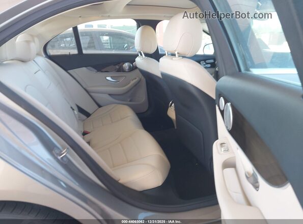 W1KWF8DB5LR601722 2020 MERCEDES-BENZ C-CLASS Gold Widok naklejki z numerem VIN