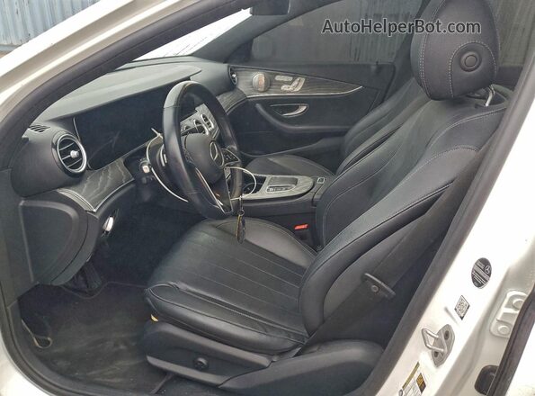W1KZF8DB0NB033355 2022 MERCEDES-BENZ E White Вид салону спереду