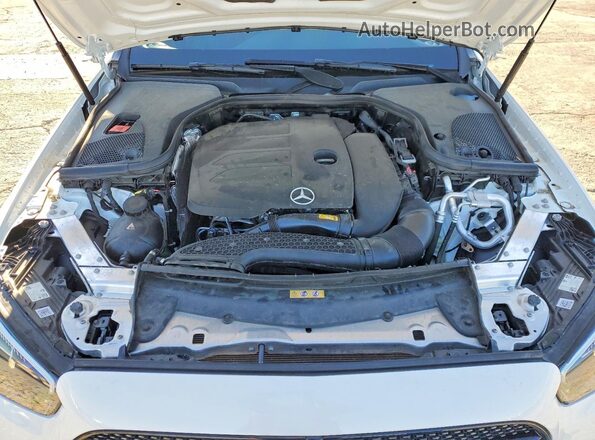 W1KZF8DB1NB088008 2022 MERCEDES-BENZ E White Widok wnętrza z tyłu