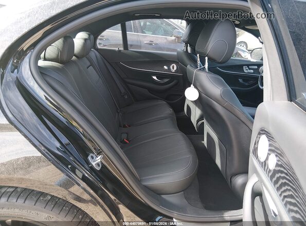 W1KZF8DB3LA834896 2020 MERCEDES-BENZ E-CLASS Black VIN կոդի պիտակի տեսք