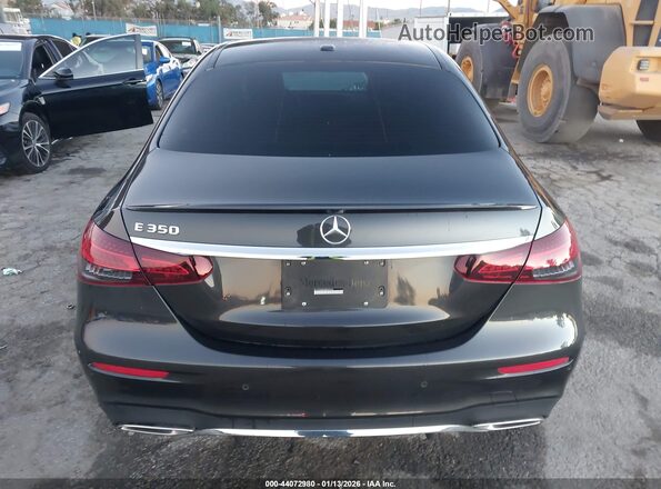 W1KZF8DB4NB095003 2022 MERCEDES-BENZ E-CLASS Черный 