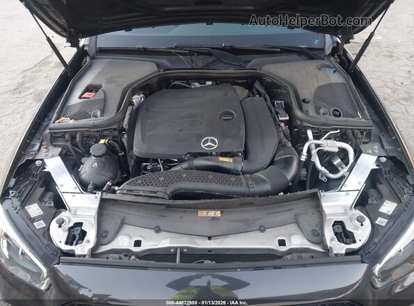 W1KZF8DB4NB095003 2022 MERCEDES-BENZ E-CLASS Черный Вид сзади