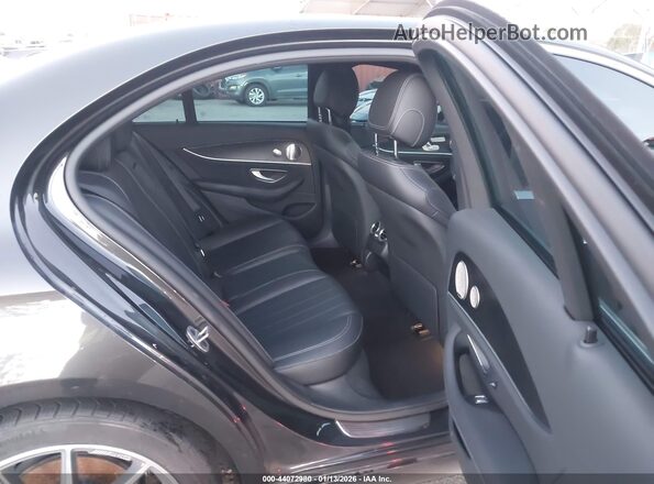 W1KZF8DB4NB095003 2022 MERCEDES-BENZ E-CLASS Черный Вид наклейки с VIN-кодом
