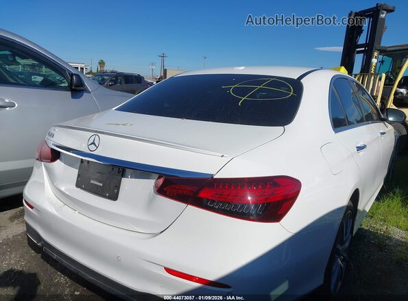W1KZF8DB5NB095785 2022 MERCEDES-BENZ E-CLASS Белый Задняя правая четверть